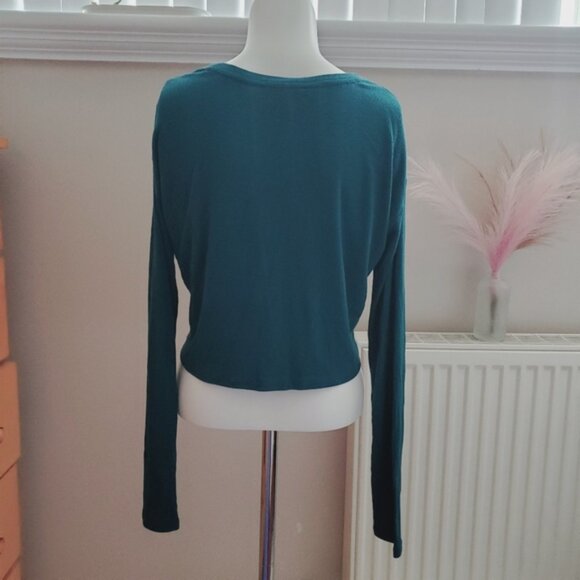 Semi Crop Crewneck Top in Hunter Green - Picture 4 of 4